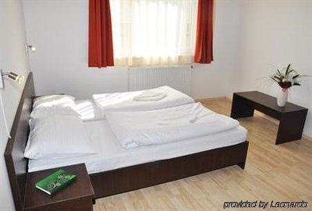 Aparthotel Prater 3*